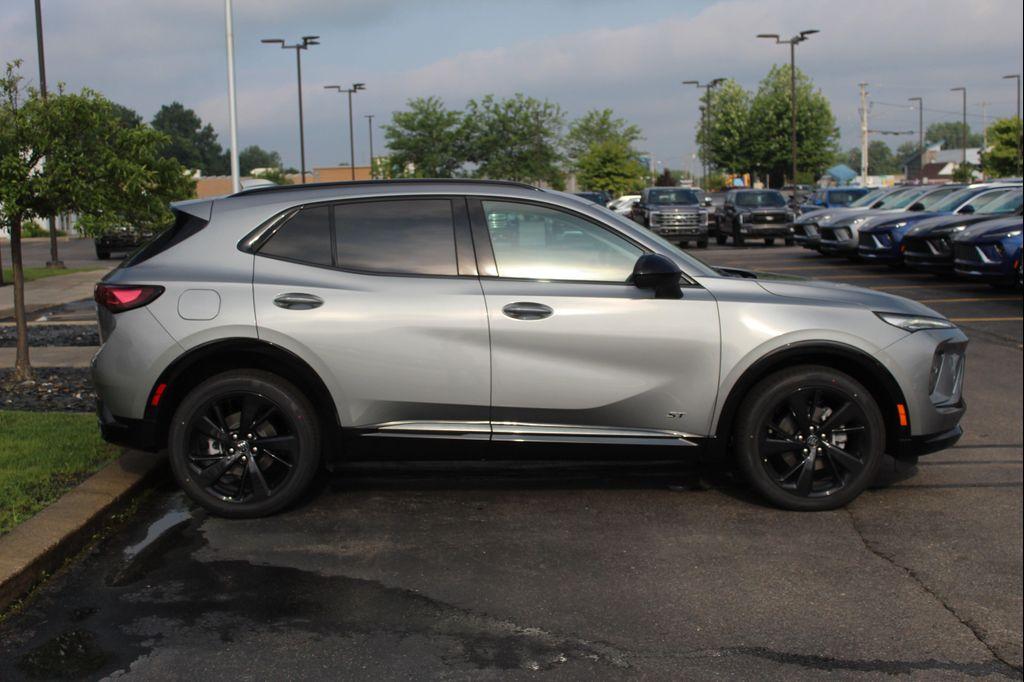 new 2025 Buick Envision car, priced at $39,044