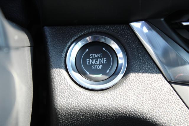 new 2025 Buick Envista car, priced at $25,780