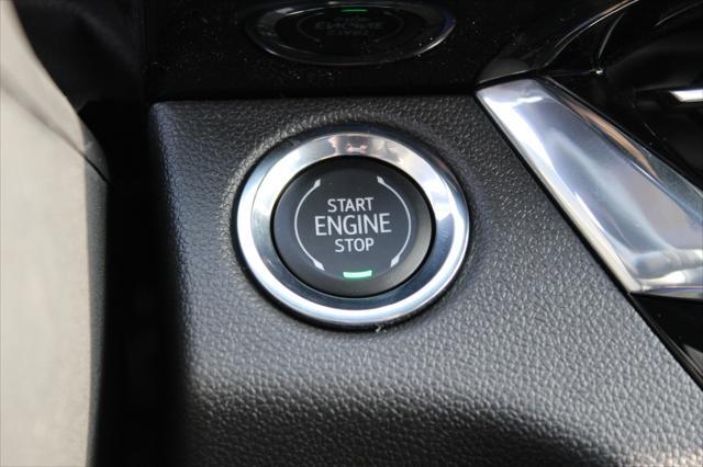 new 2025 Buick Envista car, priced at $26,980