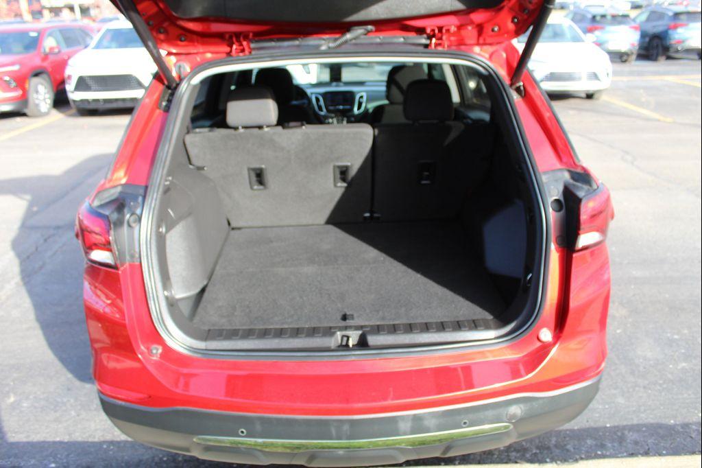 used 2022 Chevrolet Equinox car, priced at $19,087