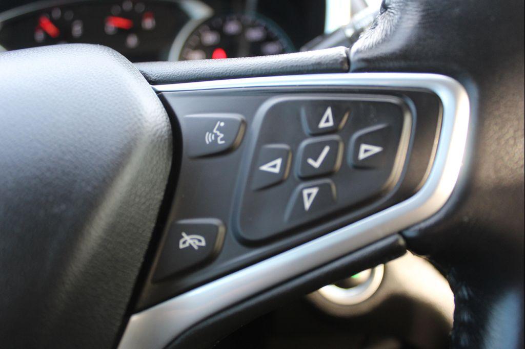 used 2022 Chevrolet Equinox car, priced at $19,087