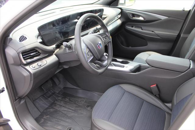 new 2025 Buick Envista car, priced at $25,347