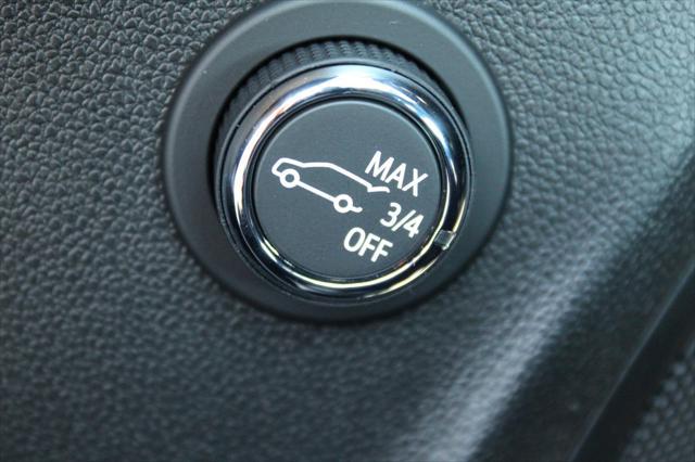 new 2025 Buick Envision car, priced at $39,044