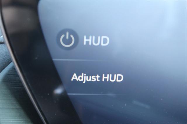 new 2025 Buick Envision car, priced at $39,044