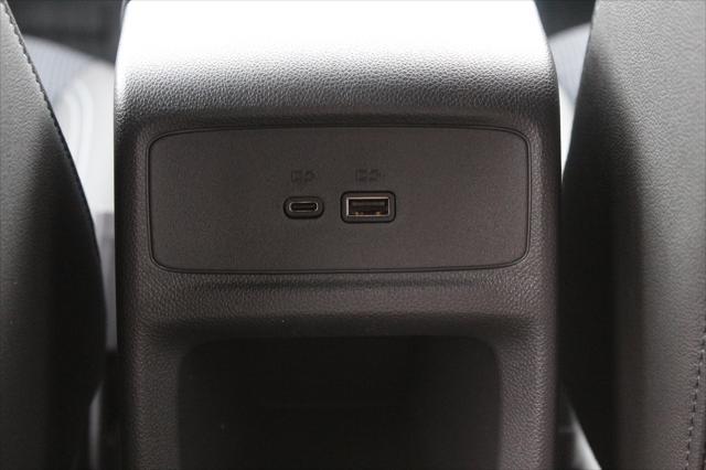 new 2025 Buick Envista car, priced at $25,247