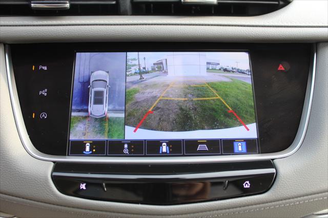 used 2022 Cadillac XT5 car, priced at $31,480
