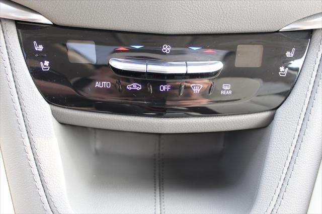 used 2022 Cadillac XT5 car, priced at $31,480