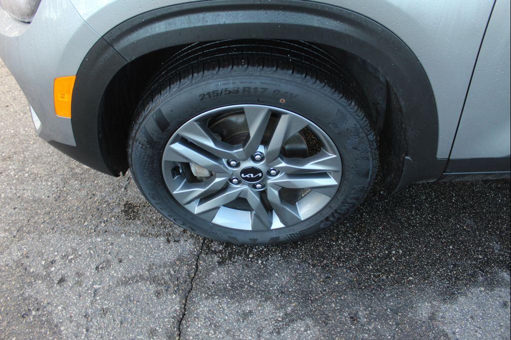 used 2023 Kia Seltos car, priced at $19,999