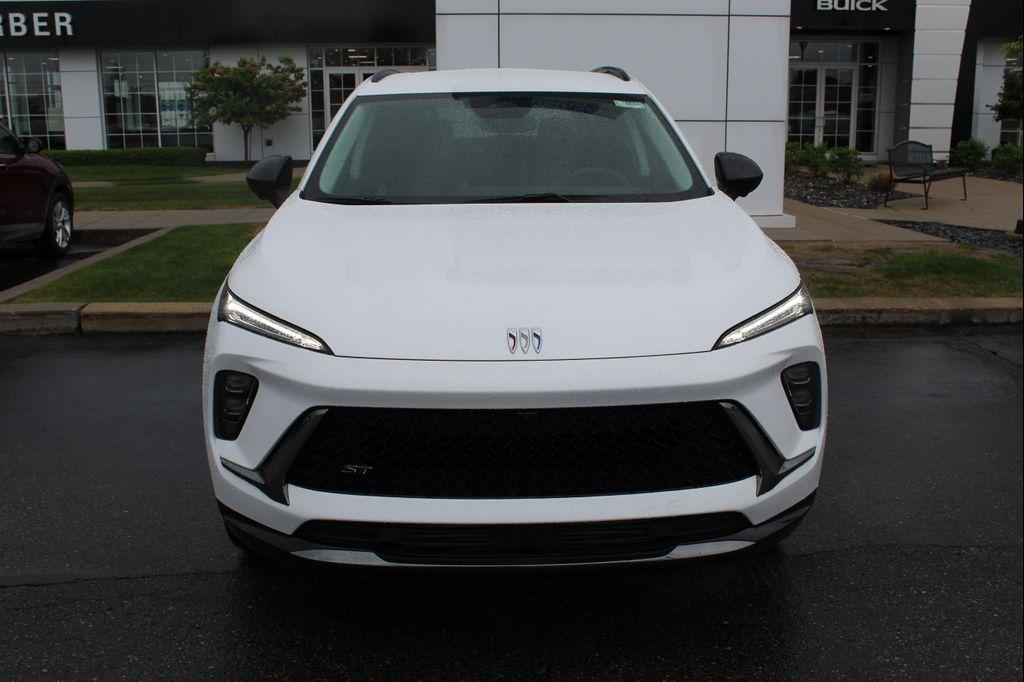 new 2025 Buick Envision car, priced at $40,466