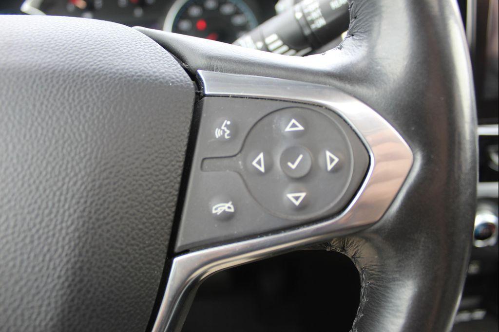 used 2020 Chevrolet Traverse car, priced at $27,986