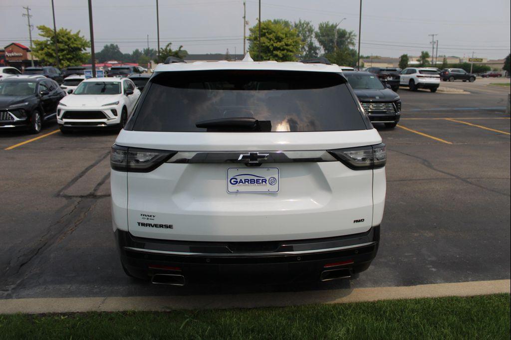 used 2020 Chevrolet Traverse car, priced at $27,986