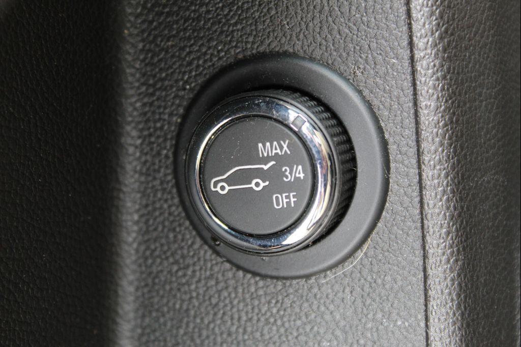 used 2020 Chevrolet Traverse car, priced at $27,986