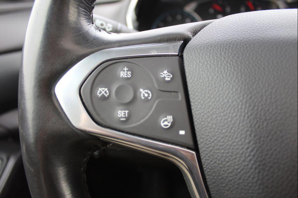 used 2020 Chevrolet Traverse car, priced at $27,986