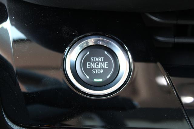 new 2025 Buick Envision car, priced at $44,026