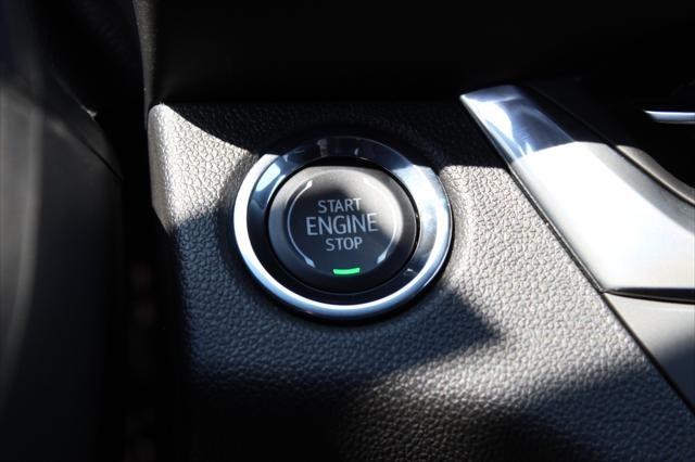 new 2025 Buick Envista car, priced at $25,780