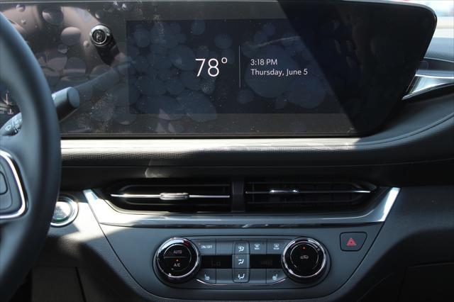 new 2025 Buick Envista car, priced at $25,780