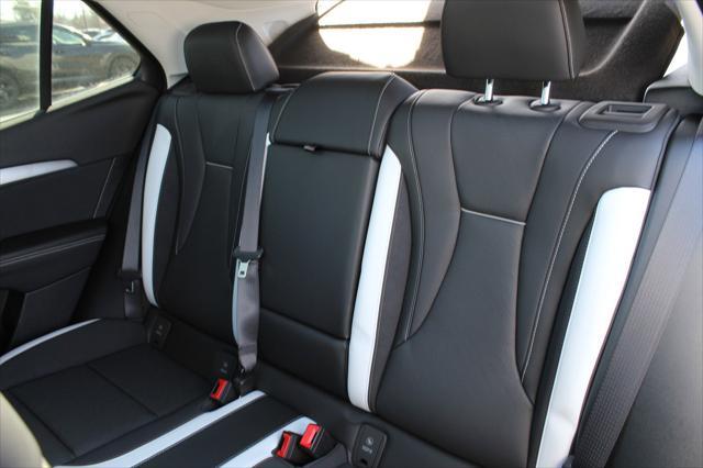 new 2025 Buick Envision car, priced at $40,350
