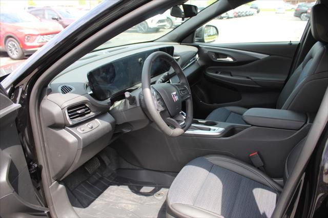 new 2025 Buick Envista car, priced at $25,780