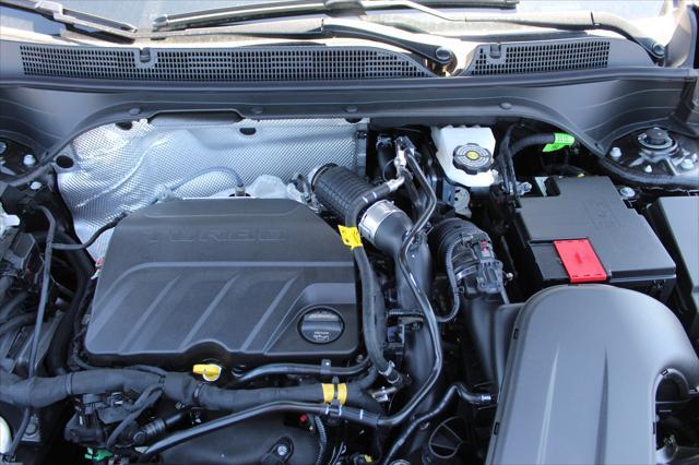 new 2025 Buick Envista car, priced at $26,199
