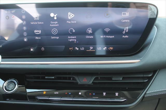 new 2025 Buick Envision car, priced at $39,044