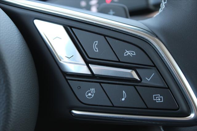 new 2025 Buick Envision car, priced at $39,044
