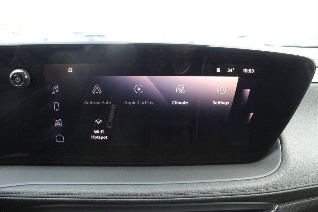 new 2025 Buick Encore GX car, priced at $32,115