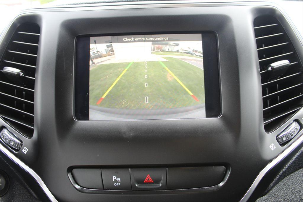 used 2020 Jeep Cherokee car