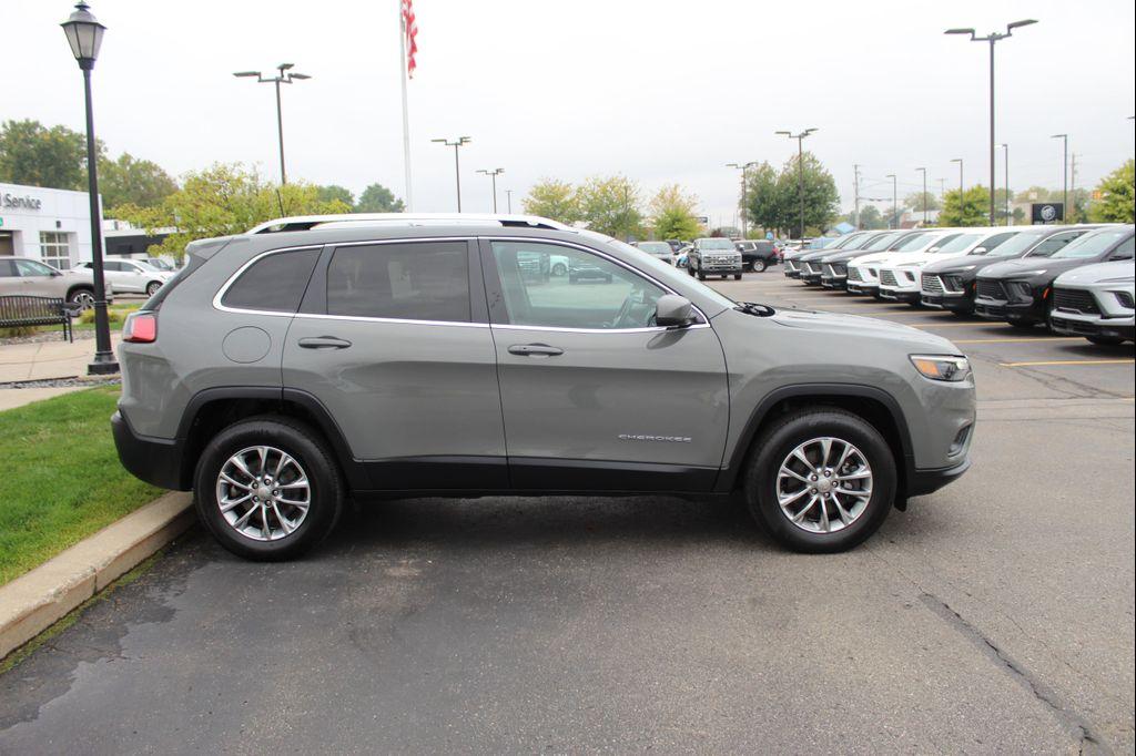 used 2020 Jeep Cherokee car