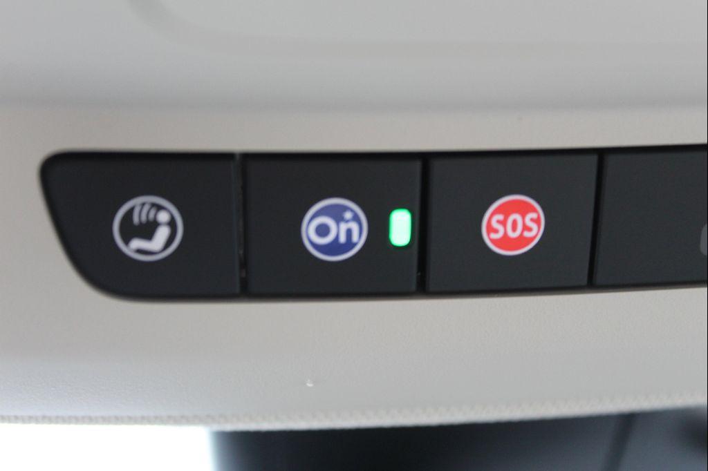 used 2022 Buick Envision car, priced at $23,670