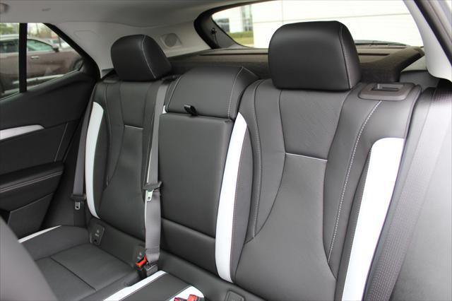 new 2025 Buick Envision car, priced at $40,350