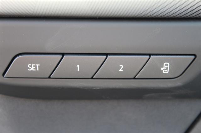 new 2025 Buick Envision car, priced at $40,350