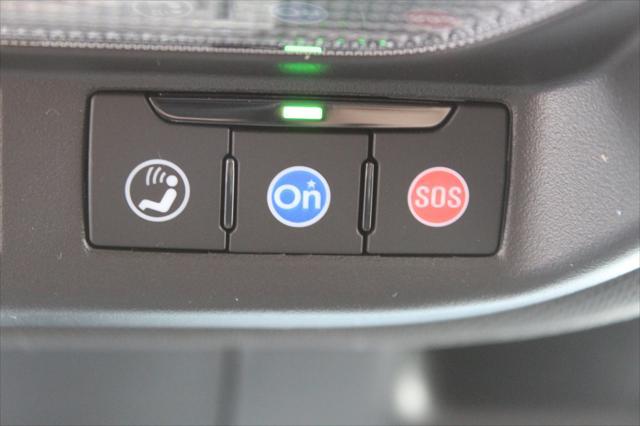 new 2025 Buick Envista car, priced at $26,461