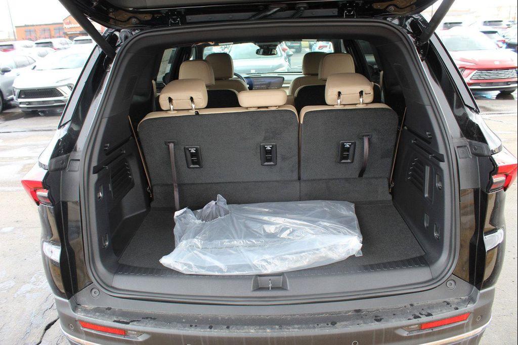 new 2025 Buick Enclave car, priced at $43,617