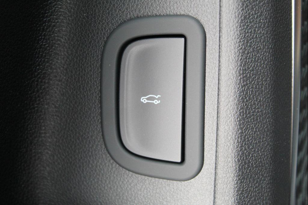 new 2026 Buick Enclave car, priced at $47,099