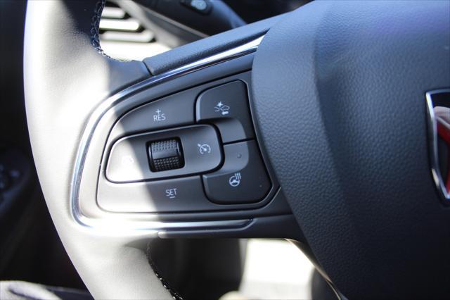 new 2025 Buick Envista car, priced at $25,680