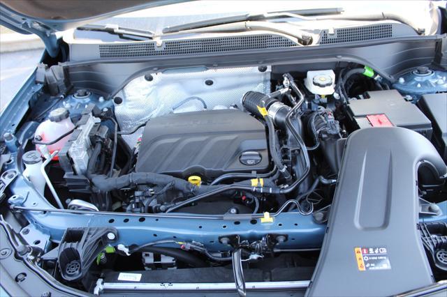 new 2025 Buick Envista car, priced at $25,680