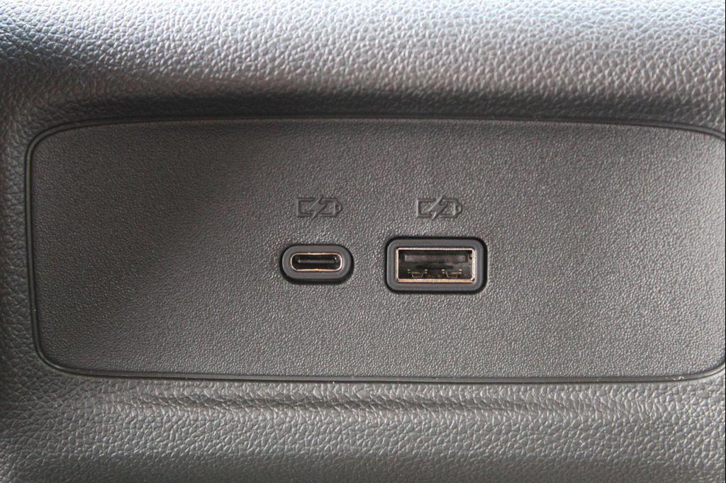 new 2025 Buick Envista car, priced at $24,597