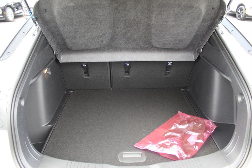 new 2025 Buick Envista car, priced at $24,597