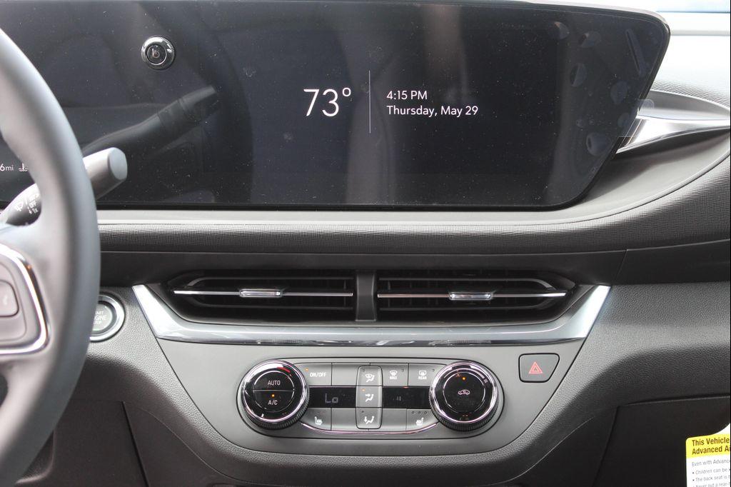 new 2025 Buick Envista car, priced at $24,597