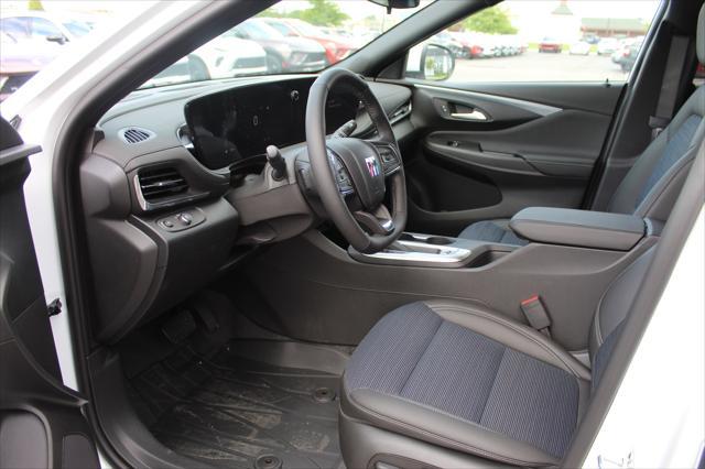 new 2025 Buick Envista car, priced at $25,347