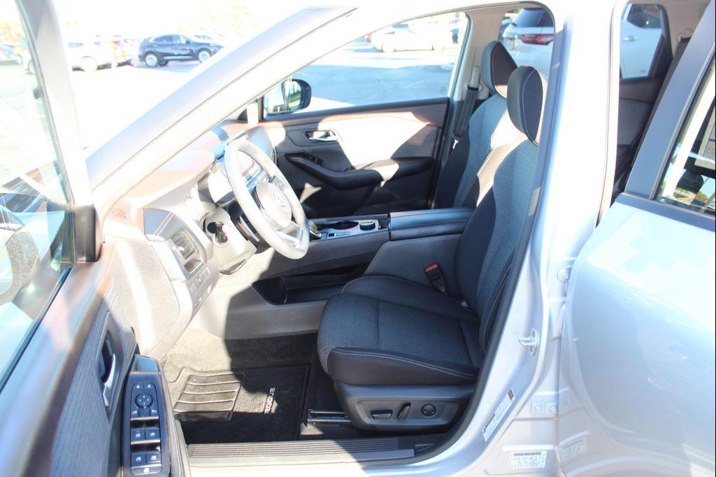 used 2023 Nissan Rogue car, priced at $21,921