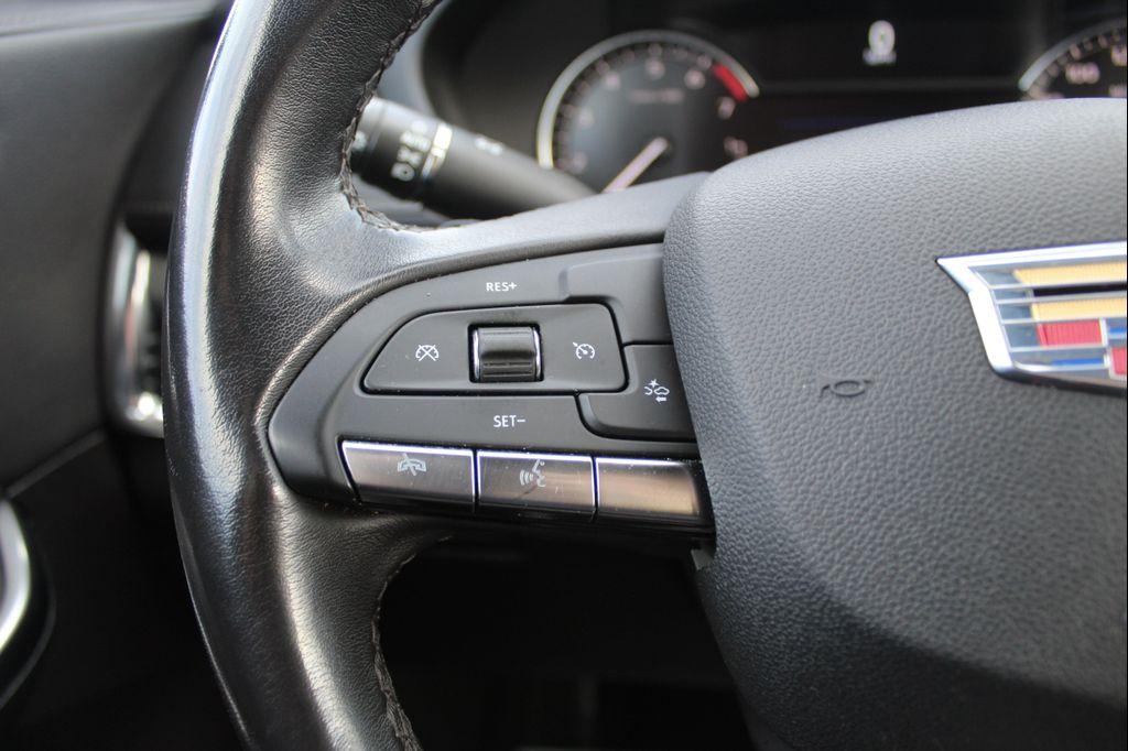 used 2023 Cadillac XT4 car, priced at $22,999