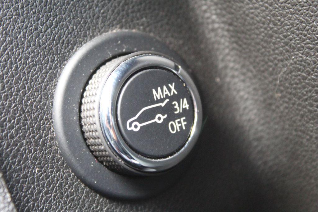 used 2023 Cadillac XT4 car, priced at $22,999