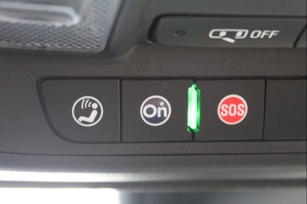 used 2023 Cadillac XT4 car, priced at $22,999