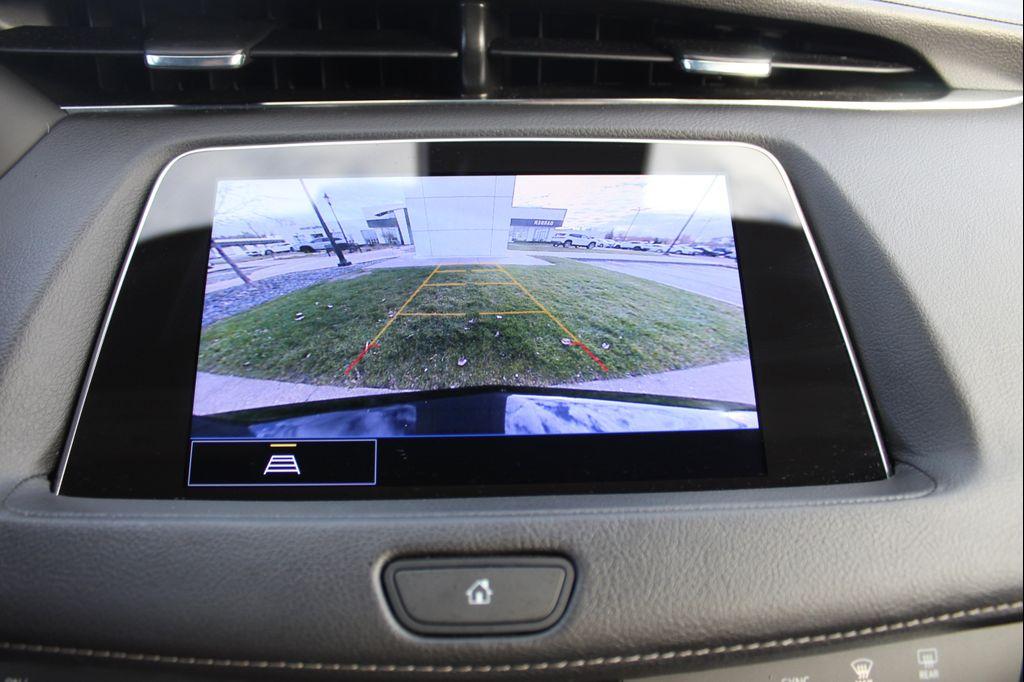 used 2023 Cadillac XT4 car, priced at $22,999