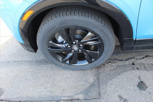 new 2025 Buick Encore GX car, priced at $33,575