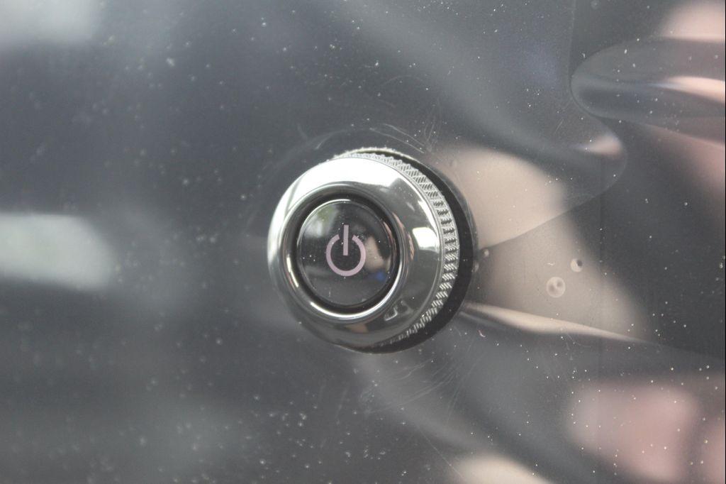 new 2025 Buick Envista car, priced at $25,347