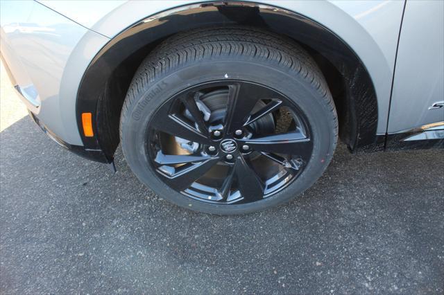 new 2025 Buick Envision car, priced at $40,890