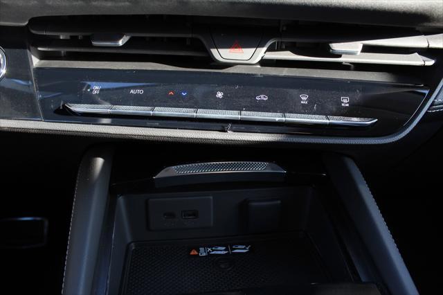 new 2025 Buick Envision car, priced at $40,890