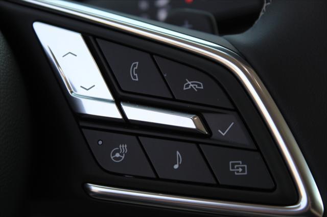 new 2025 Buick Envision car, priced at $39,740
